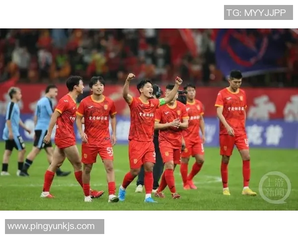 尹聪耀精彩助攻助力重庆铜梁龙勇夺比赛胜利展现团队合作精神