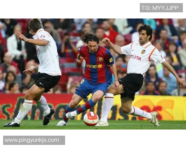 巴塞罗那与瓦伦西亚的巅峰对决,梅西或将缺席引发关注 巴塞罗那与瓦伦西亚的巅峰对决,梅西或将缺席引发关注