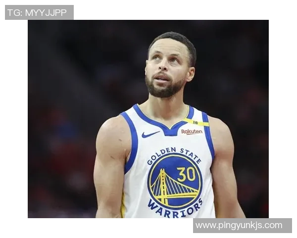 勇士队主帅透露:库里预计将在未来几周回归出战,终于可以看到他的三分雨了! 勇士队主帅透露:库里预计将在未来几周回归出战,终于可以看到他的三分雨了!